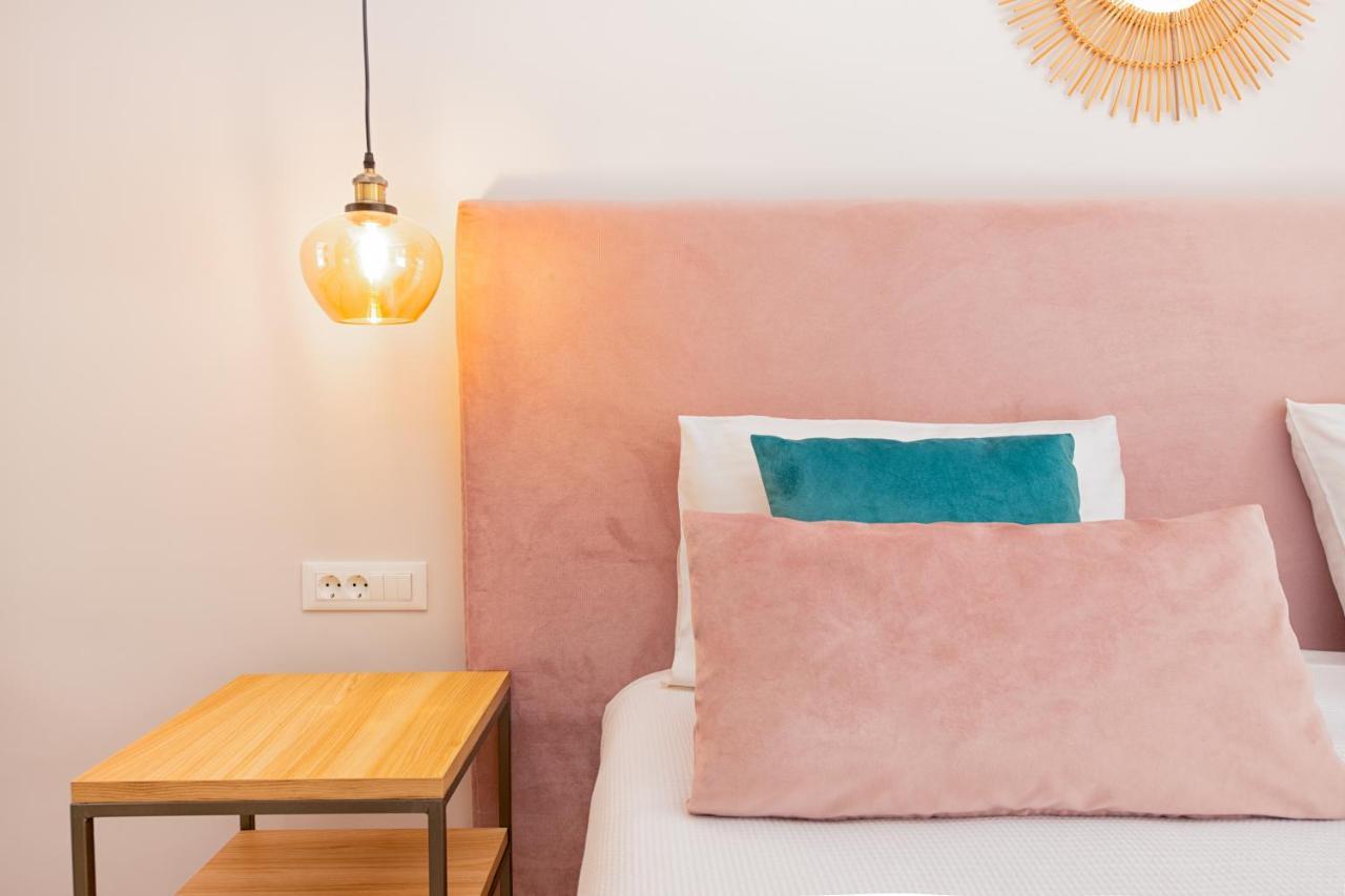 Korina Apart Hotel Kávos Eksteriør billede
