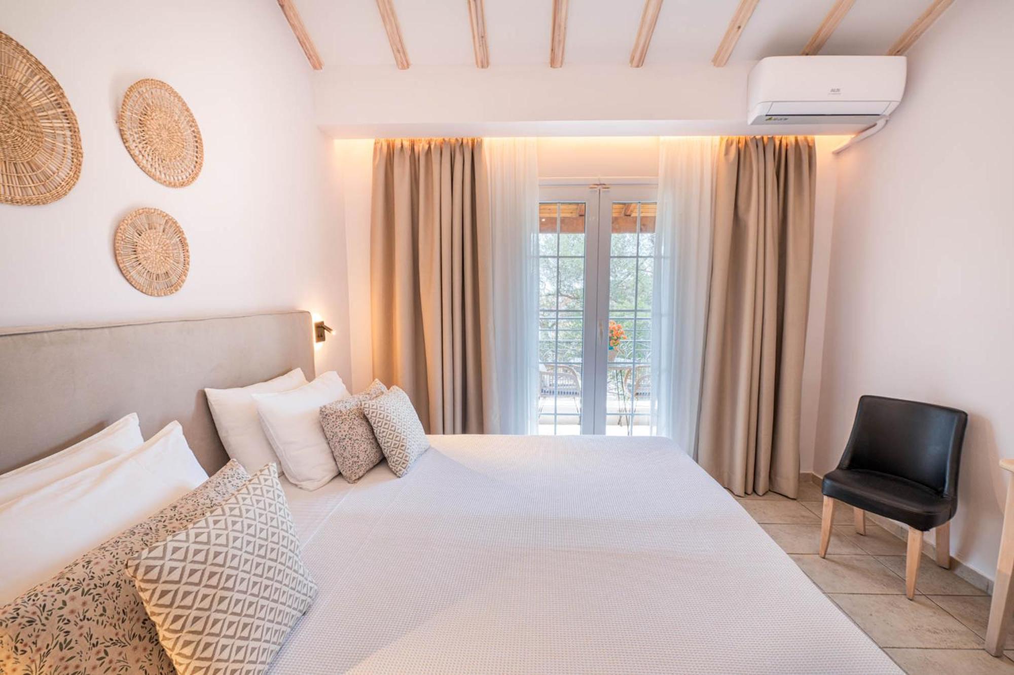 Korina Apart Hotel Kávos Eksteriør billede